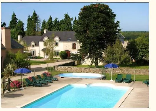 Les Bergeronnettes Hotel Camors